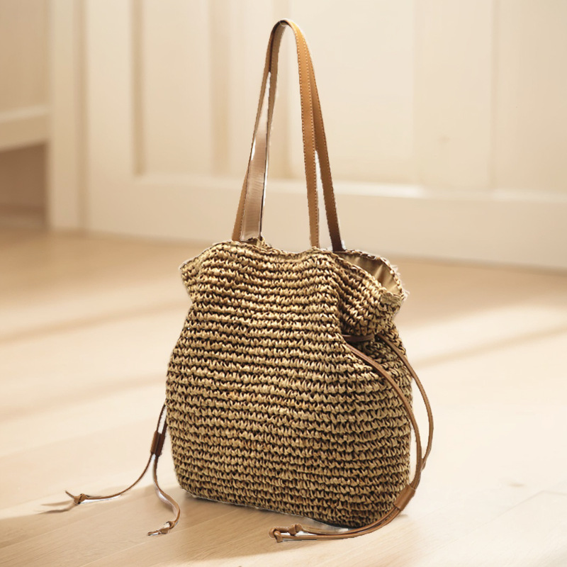 Fashion Female Luxury Designer - огляд і ціна Interior Design Bali
